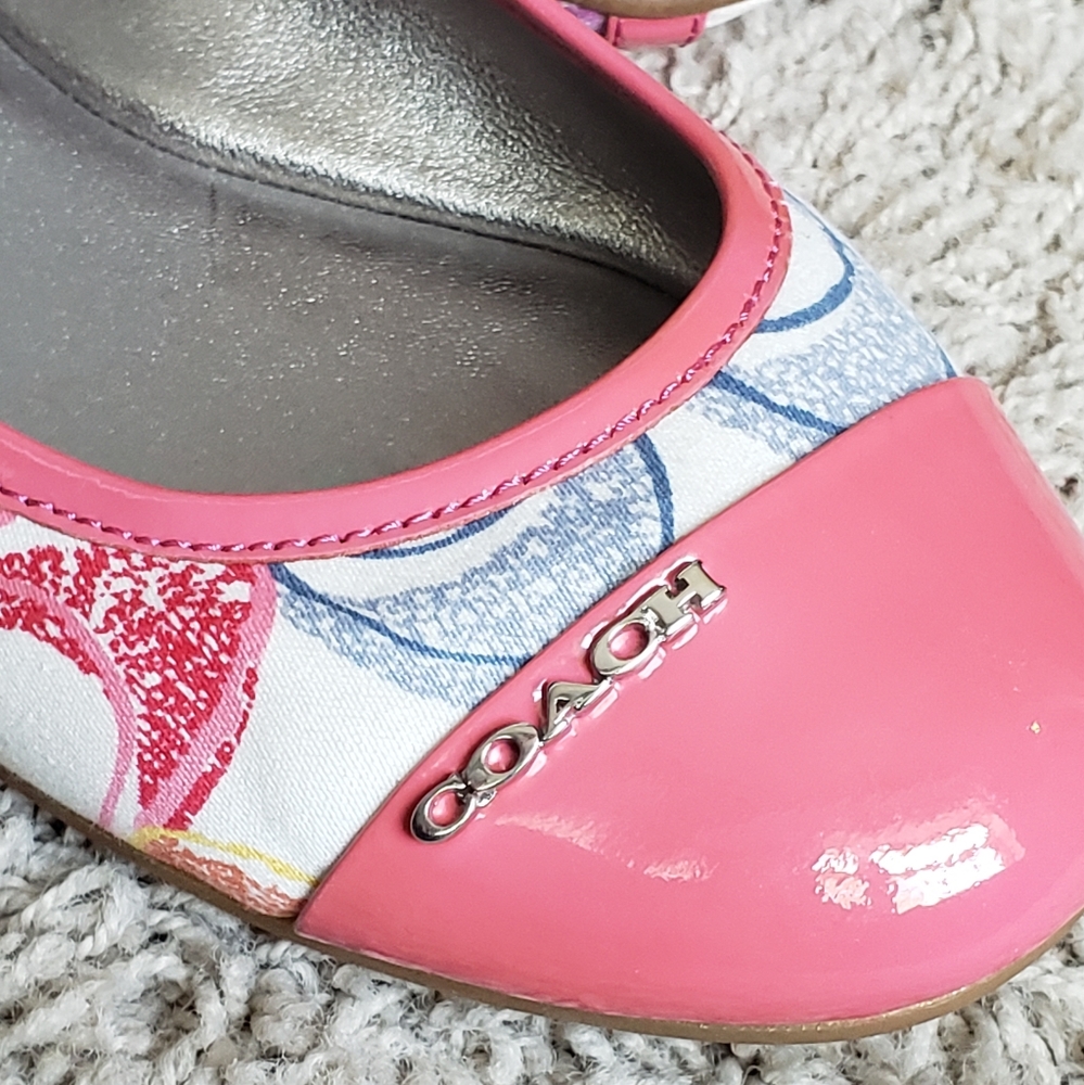 Coach Pink/Multi-color Flats Like New size 7